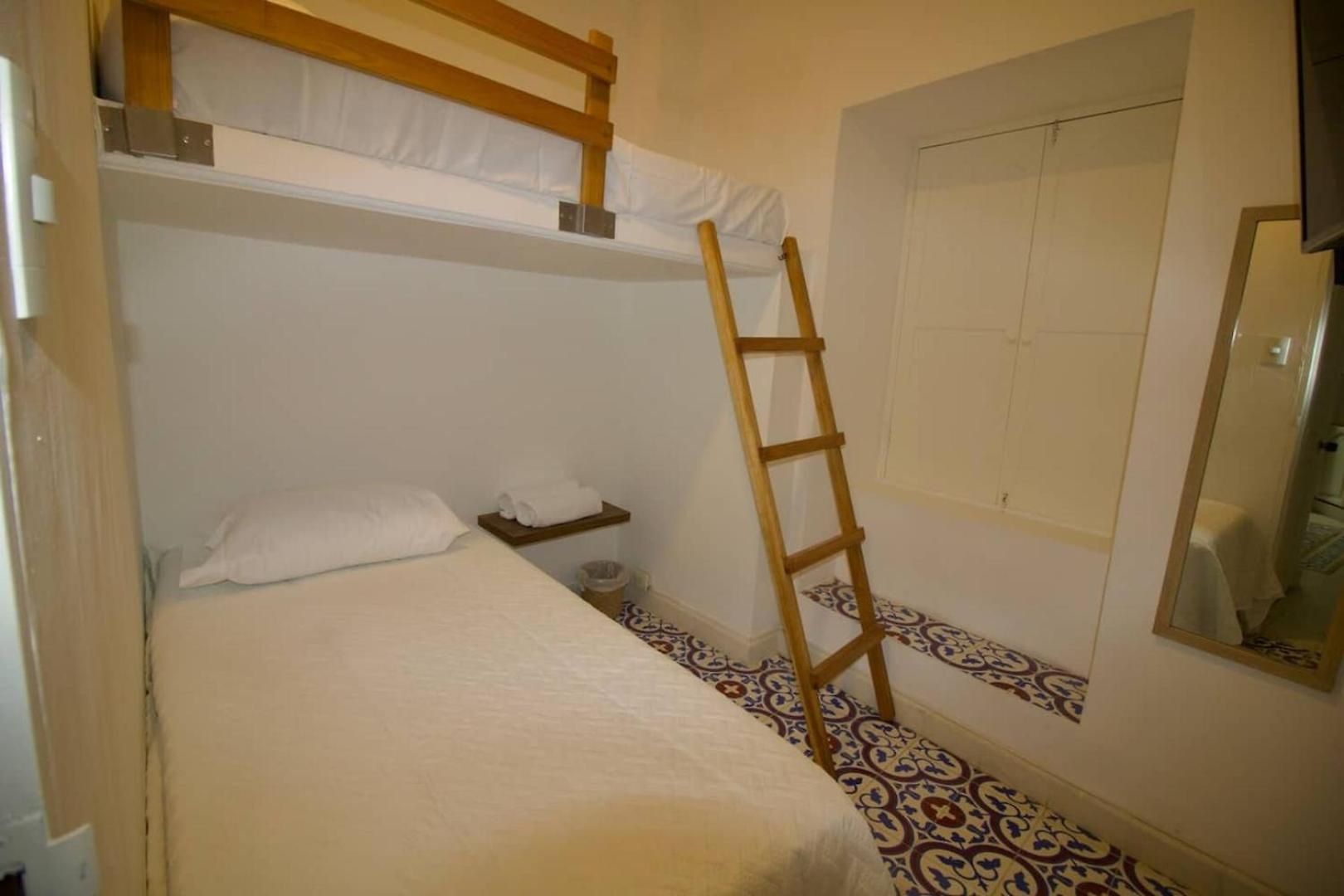 Casa Azul Getsemani - Rooftop Jacuzzi 3-br House *